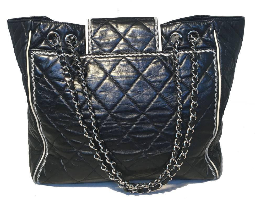 Chanel Black and Cream Quilted Leather Shoulder Bag Tote 4