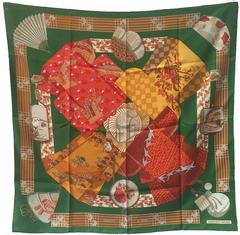 Echarpe en soie Hermès Vintage Kimonos et Inros en vert