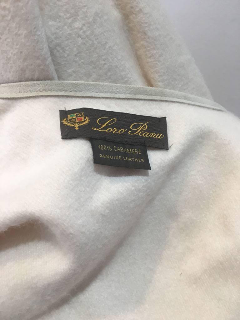 Loro Piano Cream Cashmere Shawl Cape Coat In Excellent Condition In Philadelphia, PA
