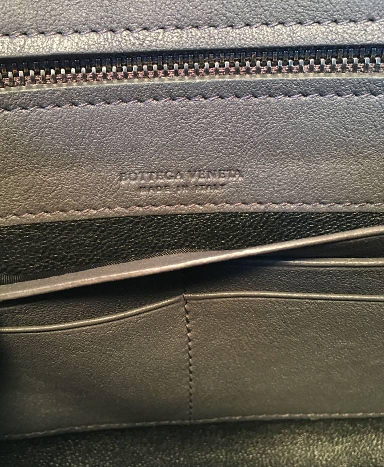 Gray Bottega Veneta Woven Grey and Purple Leather Zip Wallet For Sale