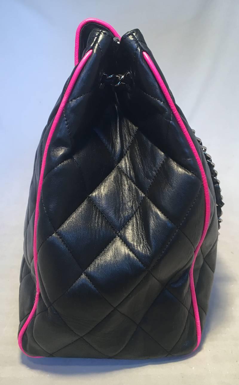Chanel Black Leather Hot Pink Trim Shopper Tote In Excellent Condition In Philadelphia, PA