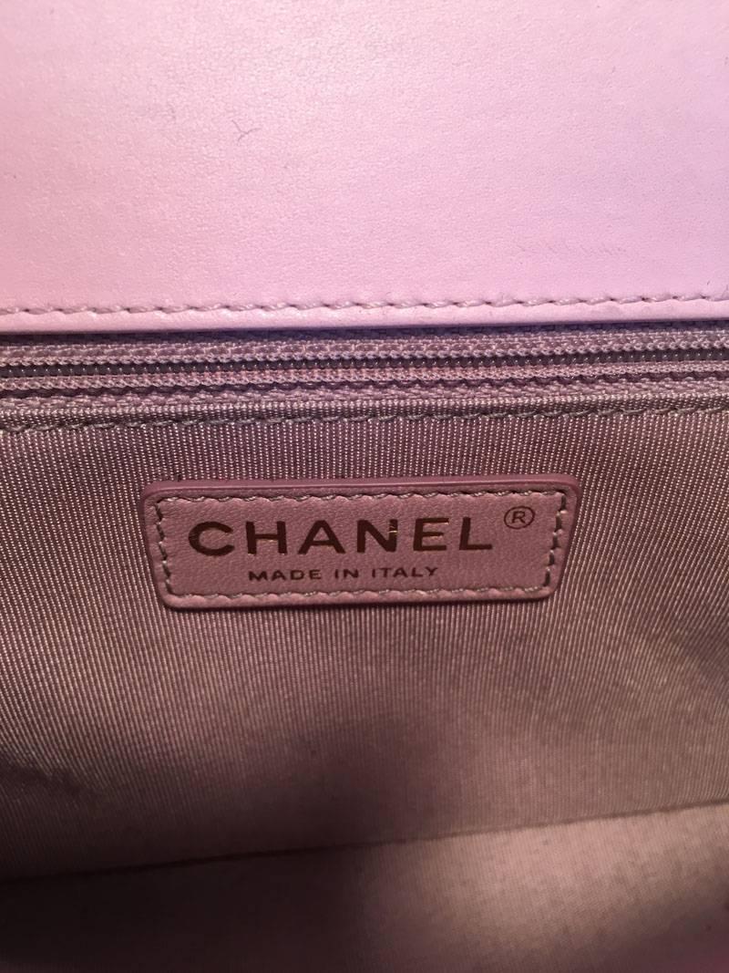 Women's Chanel Lilac Leather Classic Flap Shoulder Bag