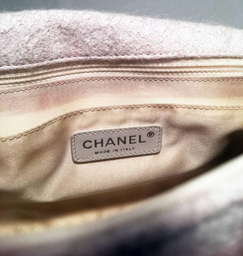 Women's Chanel White Wool and Fur Patchwork Classic Flap Shoulder Bag