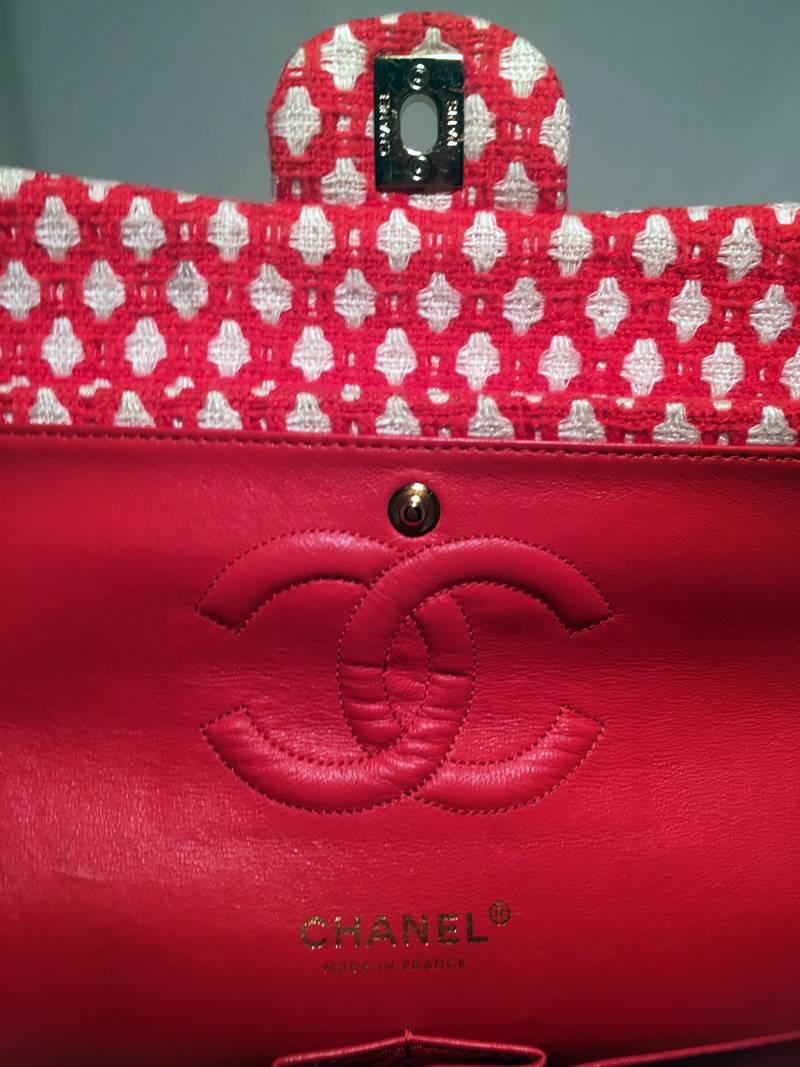 Women's Chanel Red and White Printed Tweed 2.55 Double Flap Classic Shoulder Bag