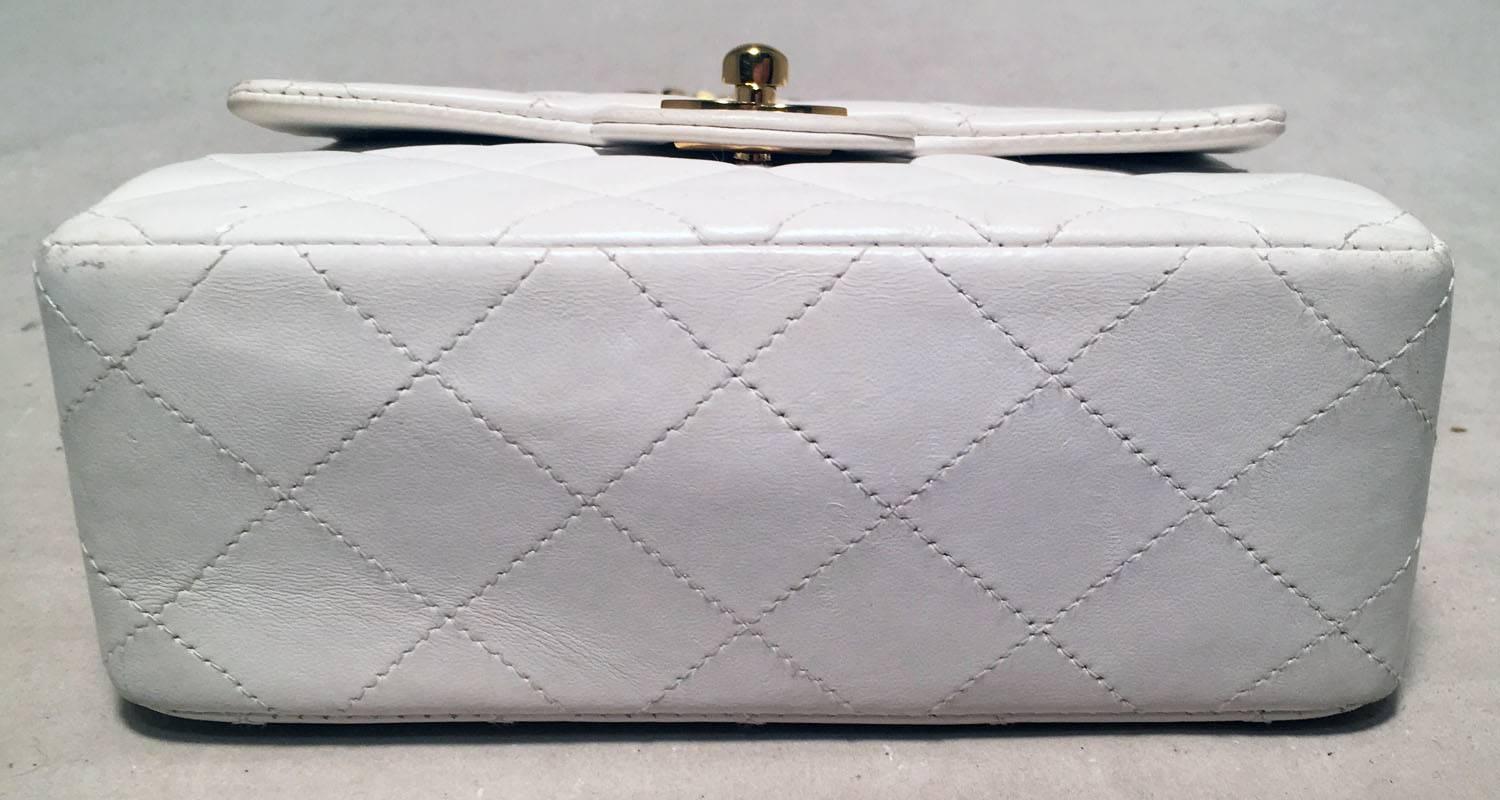Chanel White Quilted Leather Mini Classic Flap Shoulder Bag In Excellent Condition In Philadelphia, PA