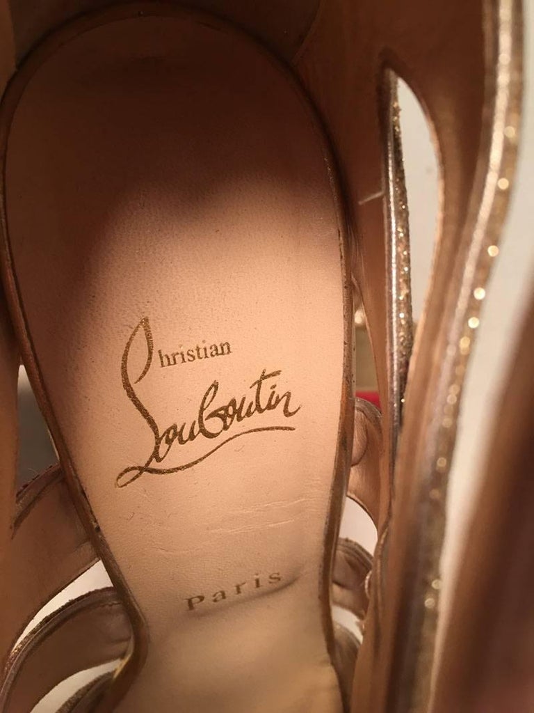 louboutin nude wedges