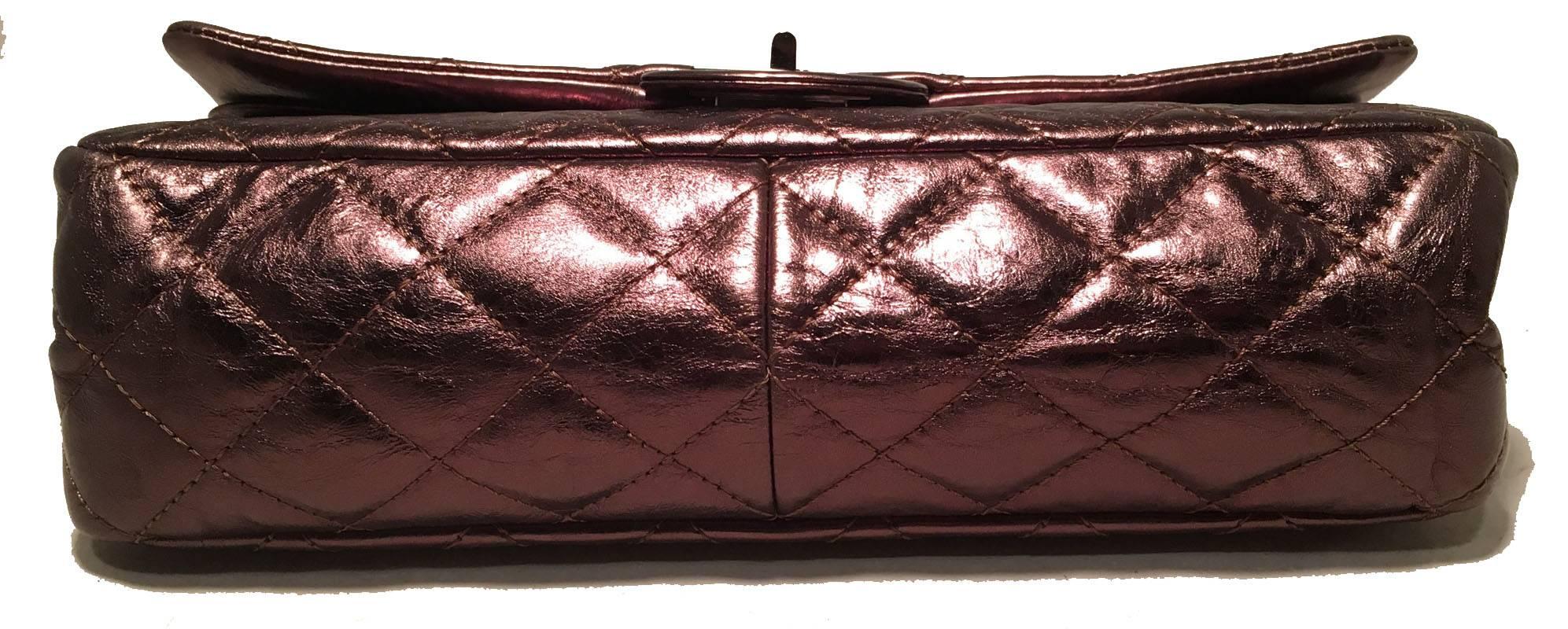 Chanel Bronze Quilted Distressed Leather 2.55 Double Flap Classic Reissue  In Excellent Condition In Philadelphia, PA