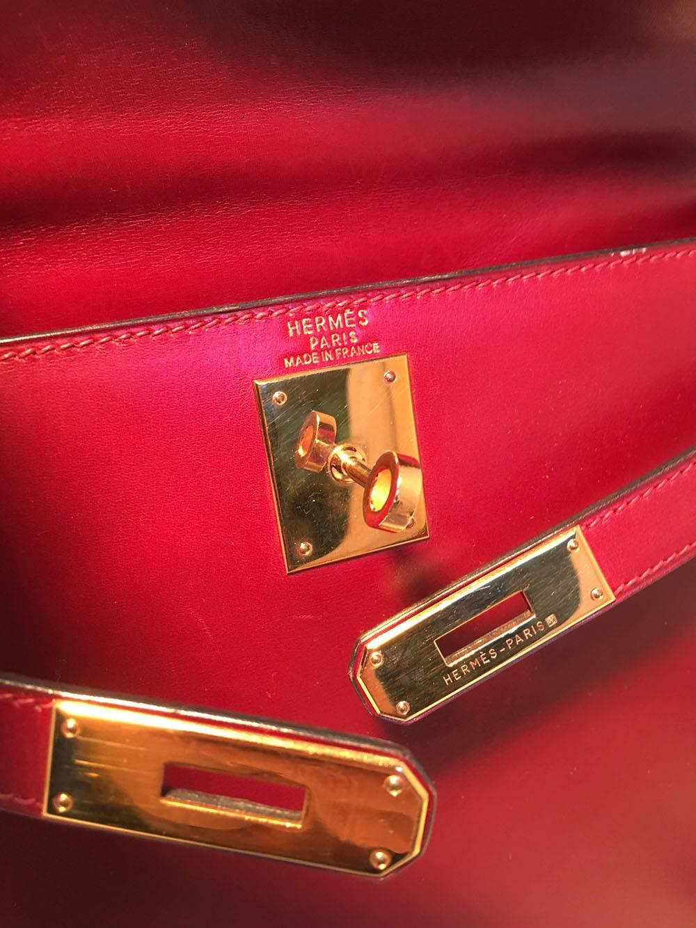 Hermes Vintage Rouge Box Calf 28cm Kelly Bag with Strap In Excellent Condition In Philadelphia, PA