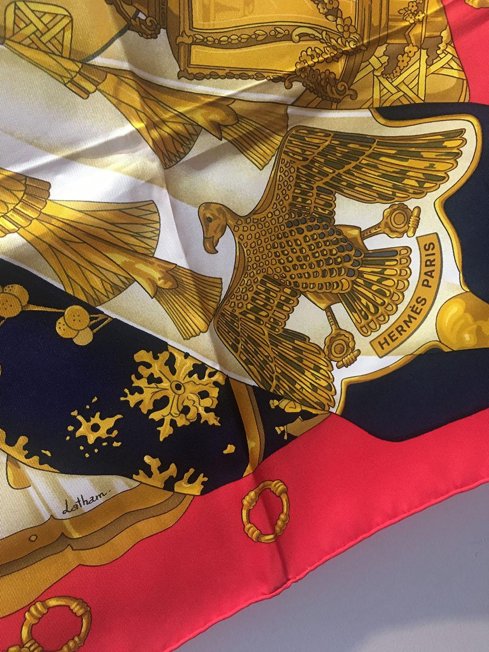 Hermes Vintage Soleil de Soie Silk Scarf in Navy and Red c1990s In Excellent Condition In Philadelphia, PA