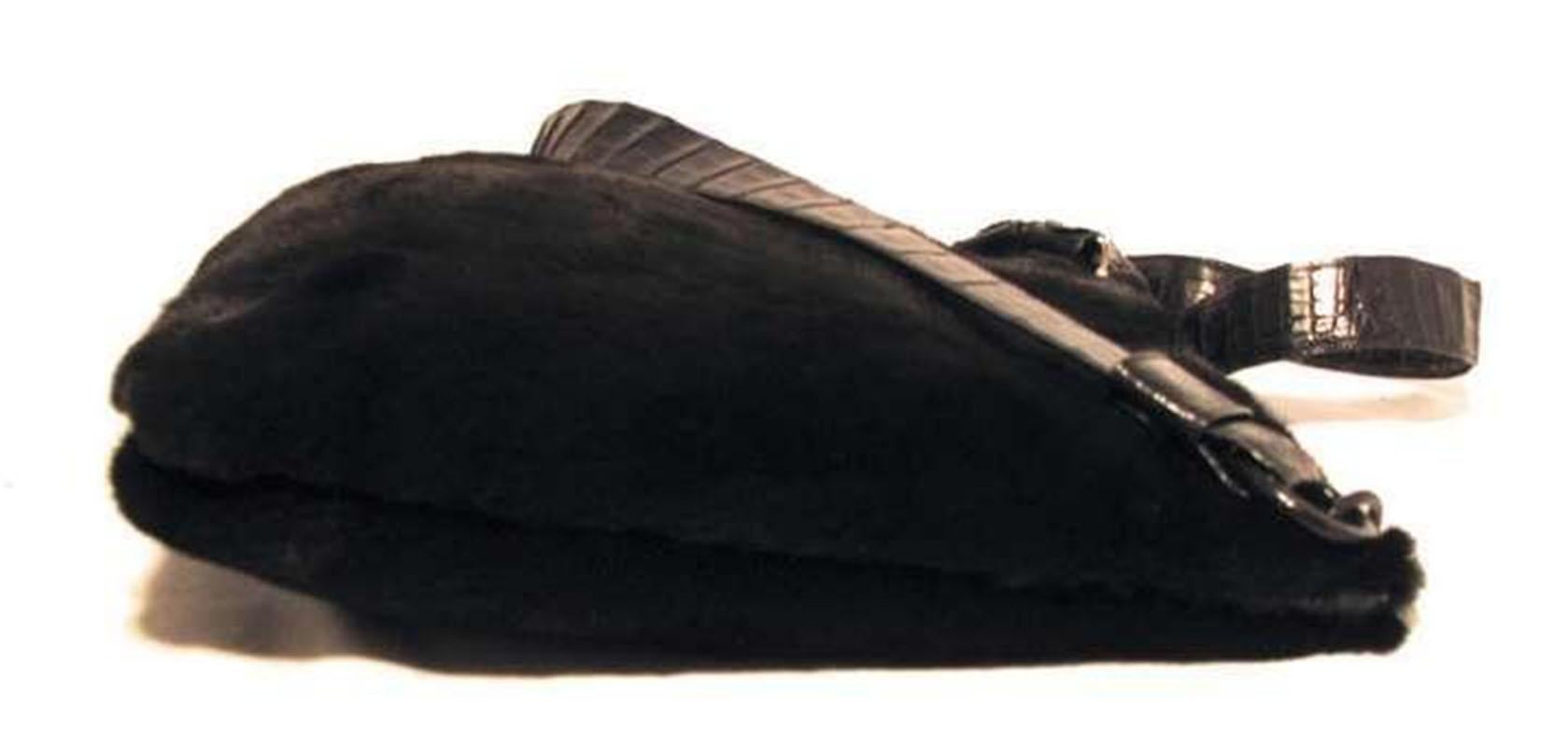 Nancy Gonzalez Black Mink Fur and Crocodile Crossbody Bag In Excellent Condition In Philadelphia, PA