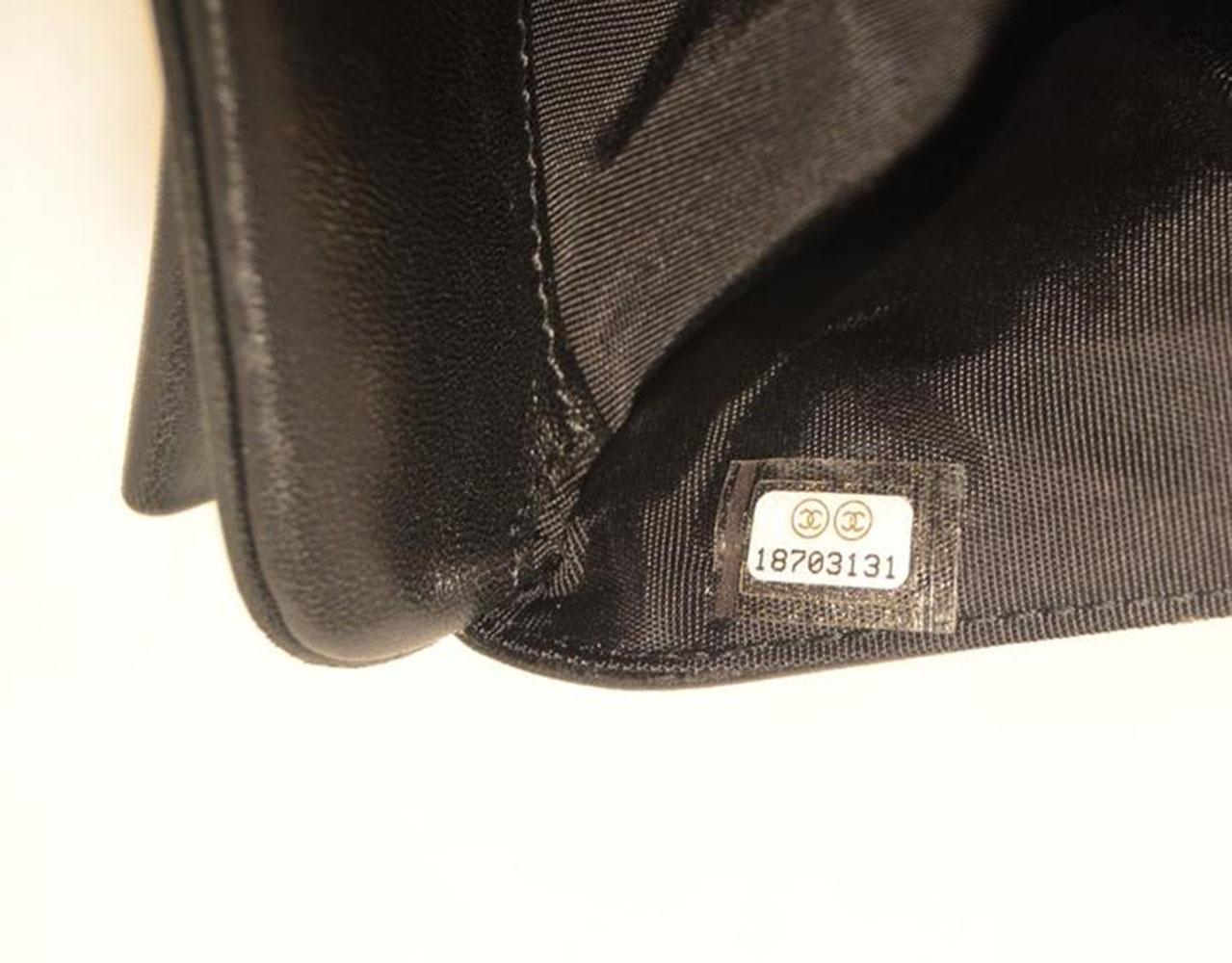 Women's Chanel Black Leather Bow Wallet Clutch