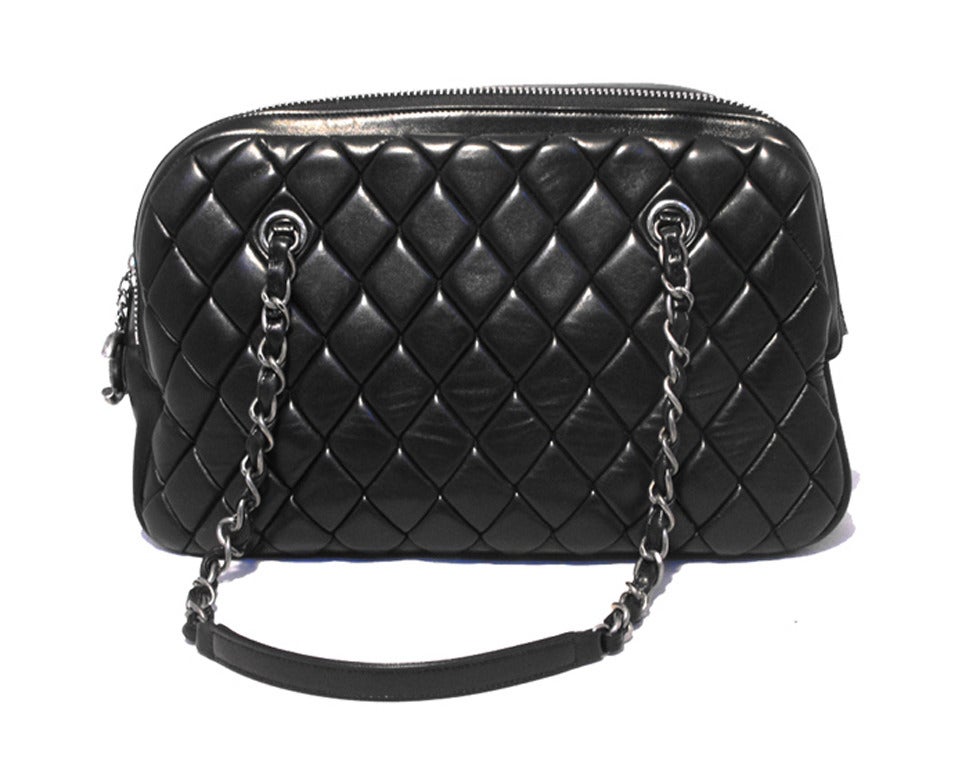 Women's Chanel Black Quilted Medium Shopper Tote Shoulder Bag