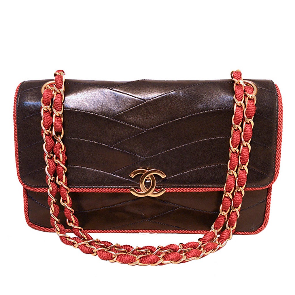 Chanel Vintage Navy Blue Leather Classic Flap Shoulder Bag With Red Piping