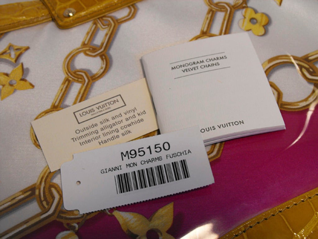 Louis Vuitton Gianni Monogram Charms Scarf Bag Edition Limitée 4