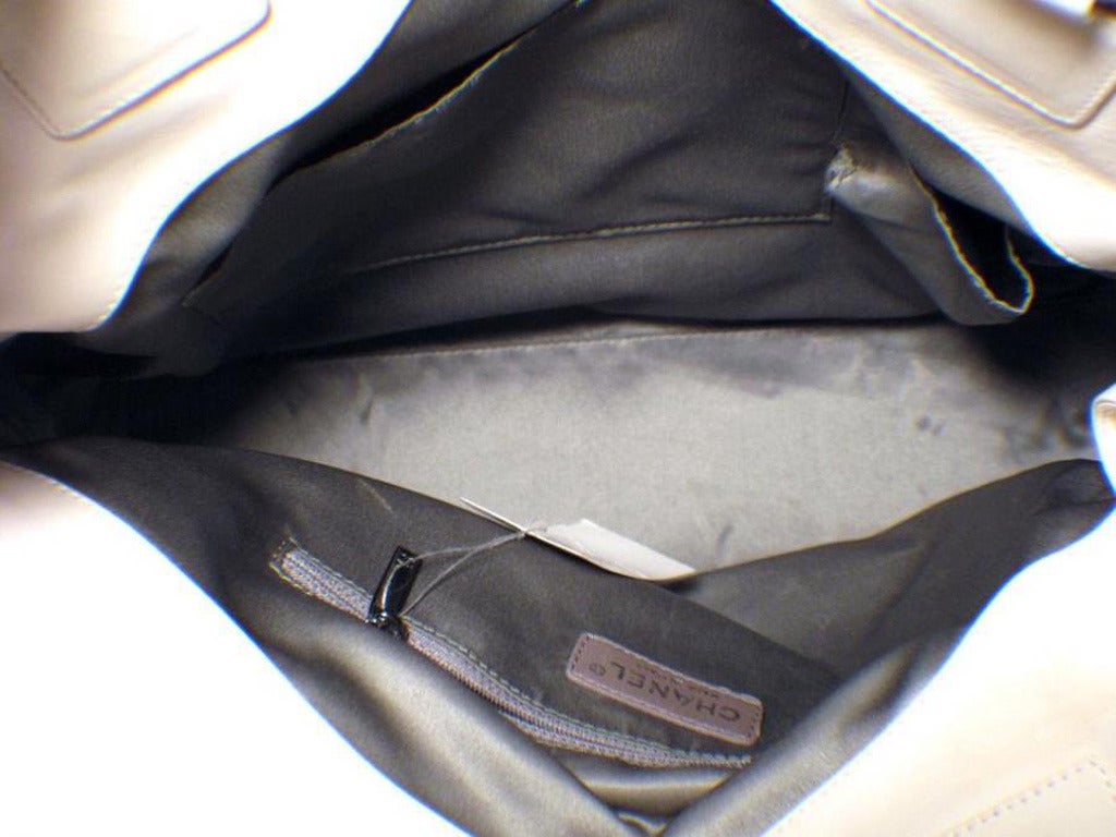 Beige Chanel Cream Leather CC Chain Logo Handbag Tote