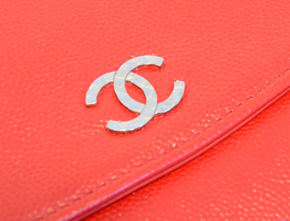 Chanel Red Caviar Wallet On A Chain Woc In Excellent Condition In Philadelphia, PA