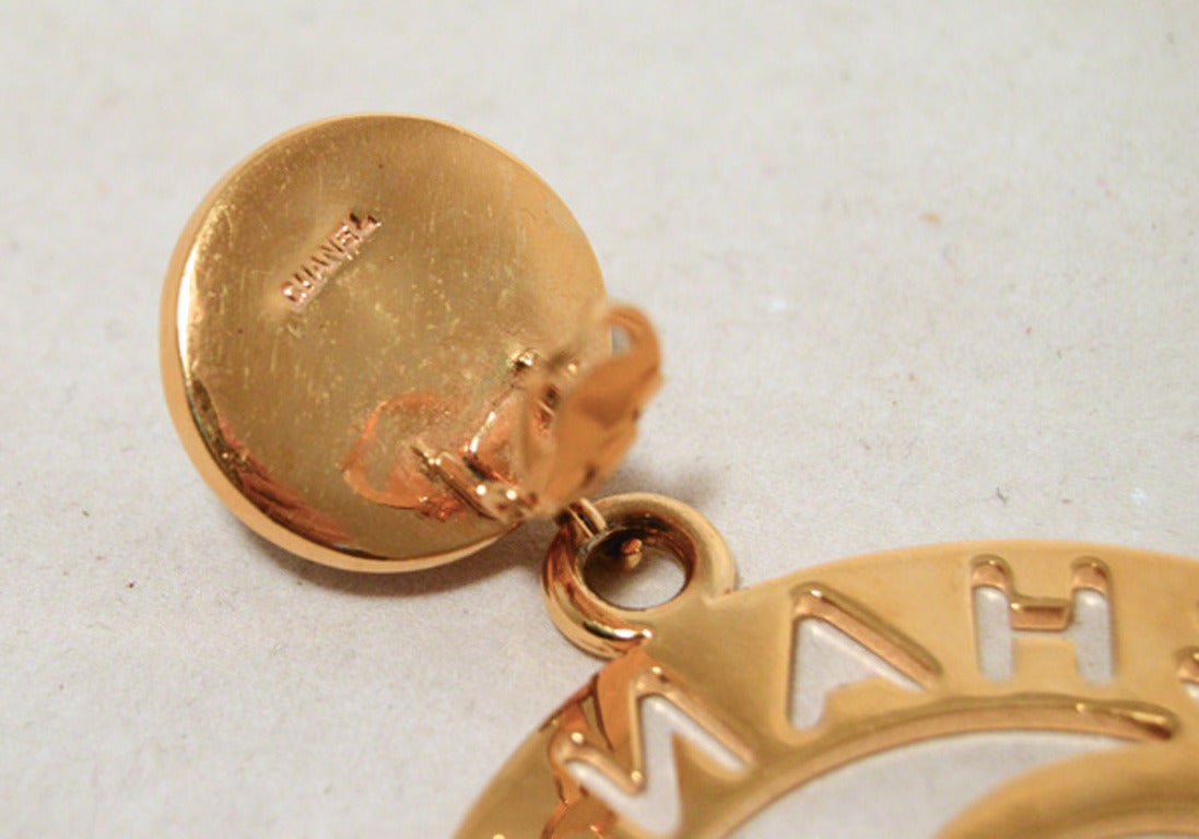 chanel earrings paris
