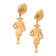 Chanel Retro Gold Mademoiselle Classic Lady Earrings