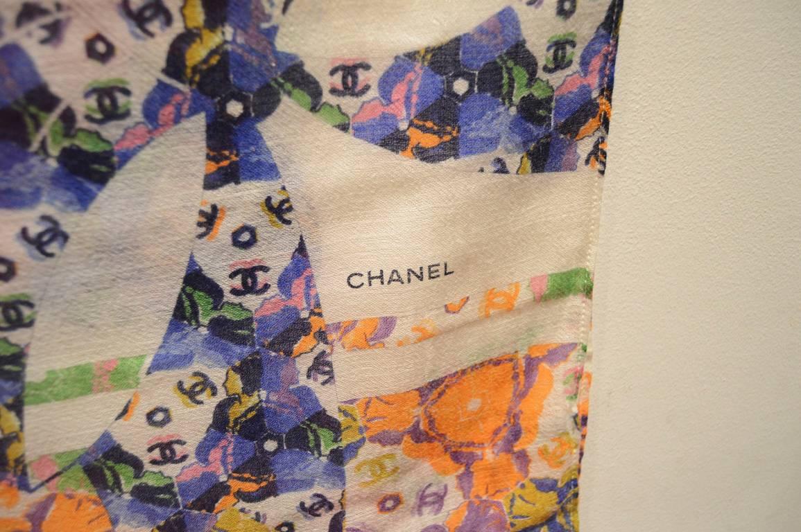 Women's RARE Chanel Ivory Floral Print Silk and Cashmere Shawl Scarf