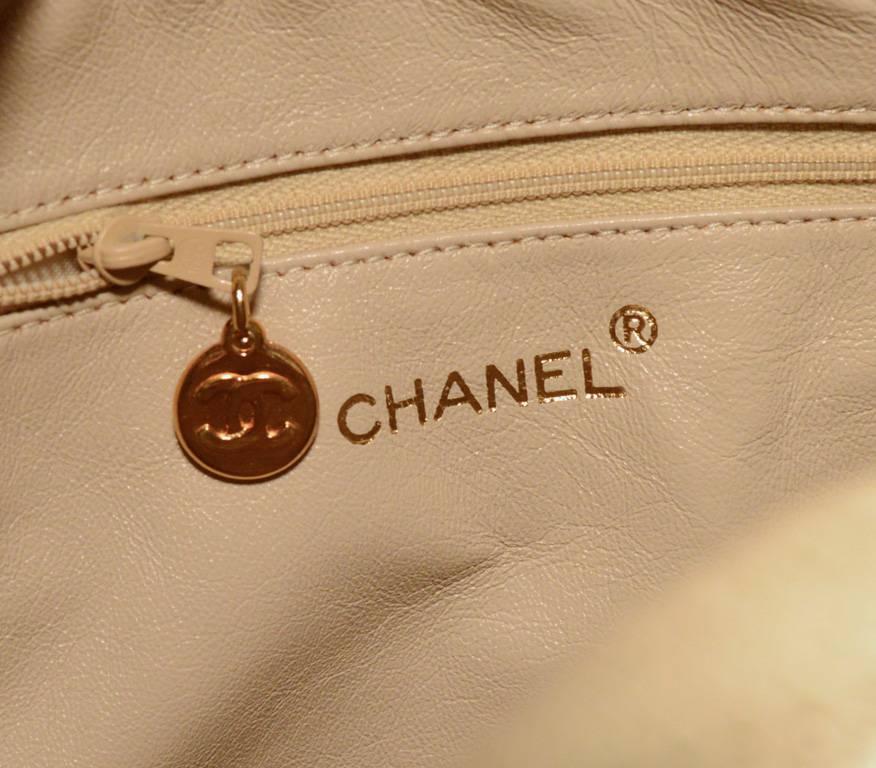 Women's Chanel Vintage Cream Caviar Quilted Shoulder Bag