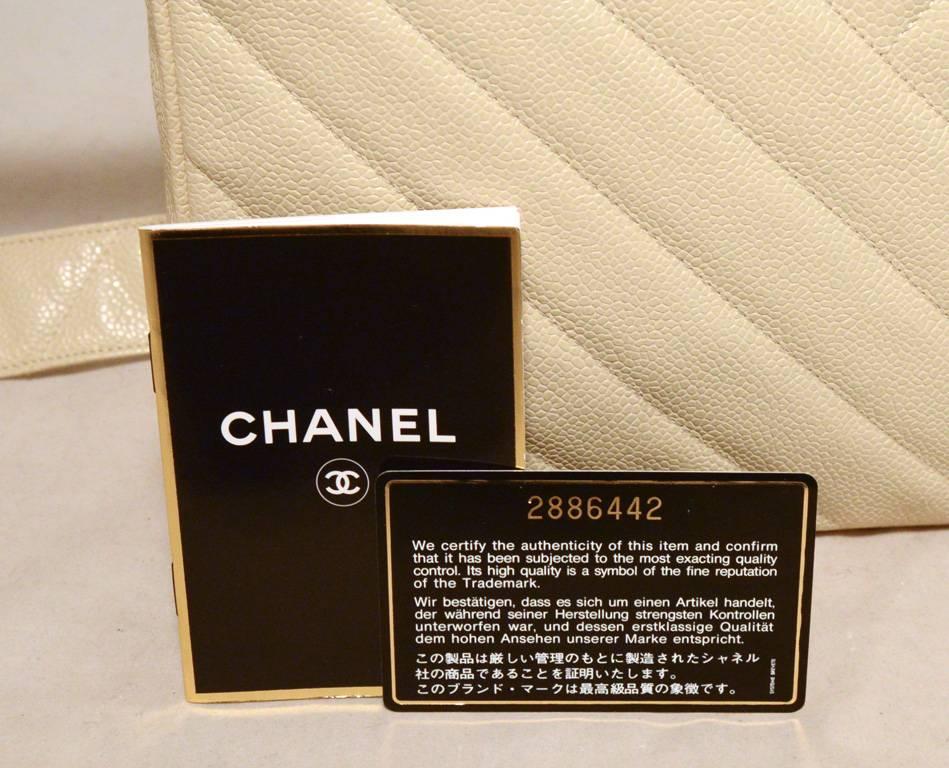 Chanel Vintage Cream Caviar Quilted Shoulder Bag 3