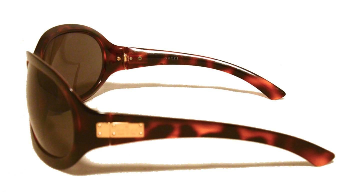 Gucci Brown Tortoiseshell Oval Frame Sunglasses 1