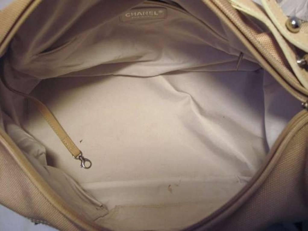Chanel Metallic Gold Leather Shopper In Good Condition In Philadelphia, PA