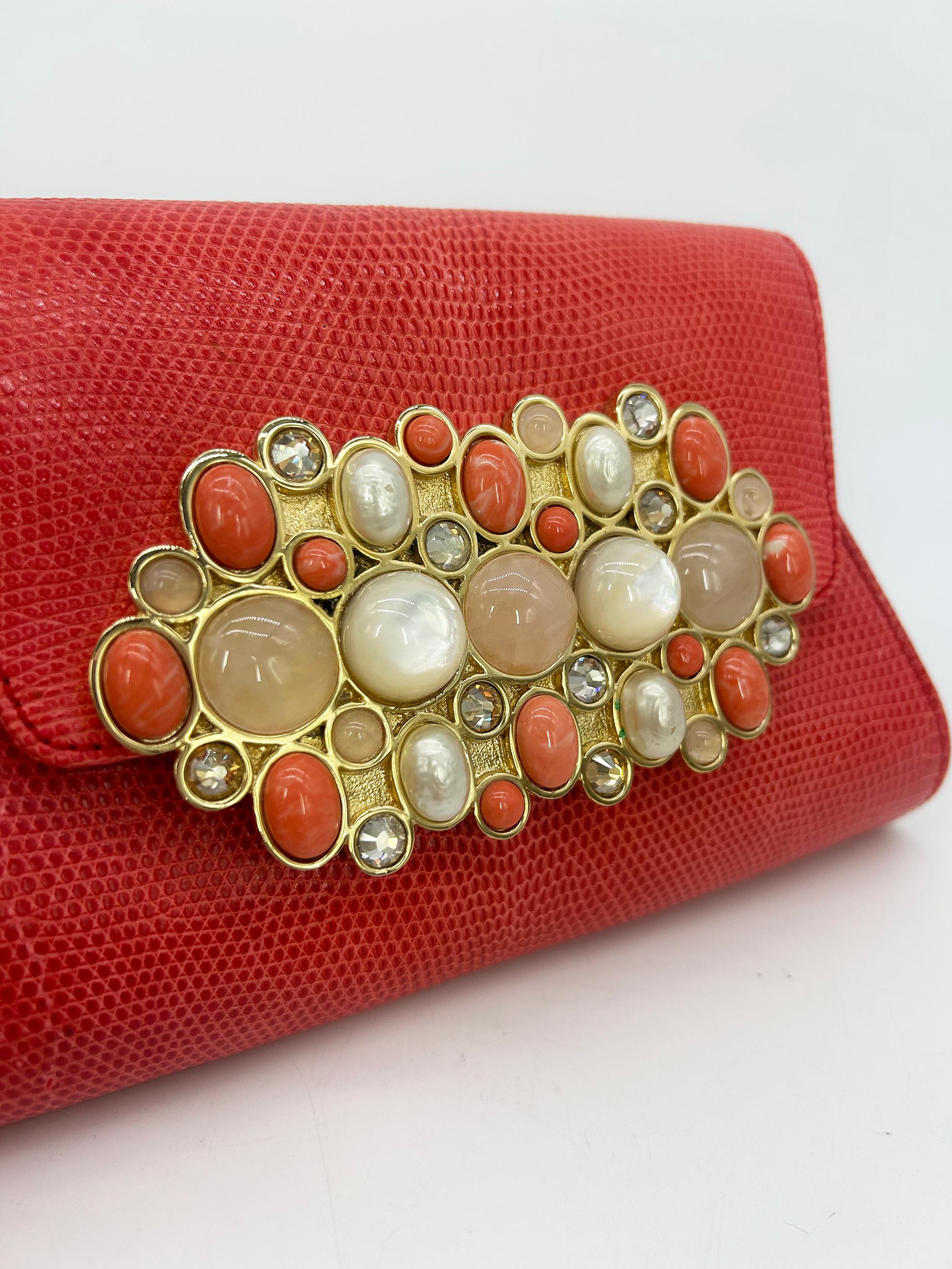 Vintage Judith Leiber - Clutch frontale in lucertola rossa con pietre preziose in vendita 1