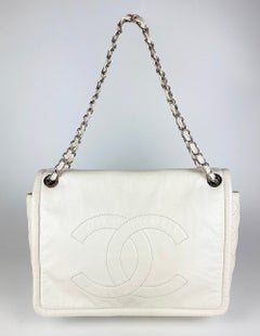 Chanel White Leather Quilted CC logo XL Maxi Classic Top Flap Shoulder Bag