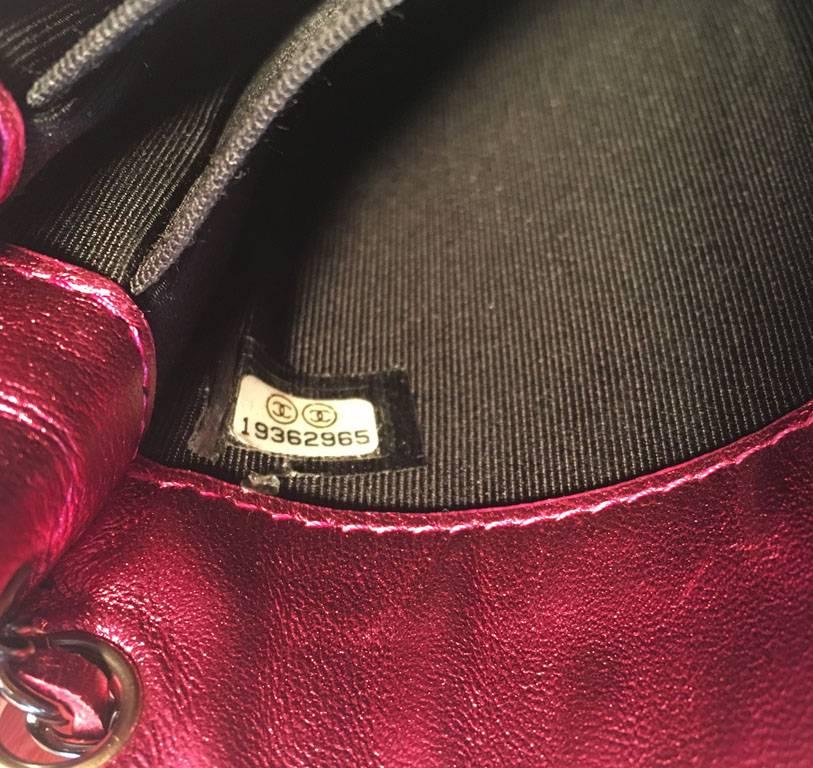 Chanel Pink Patent Leather CC Logo Mini Pouch Crossbody Shoulder Bag 2
