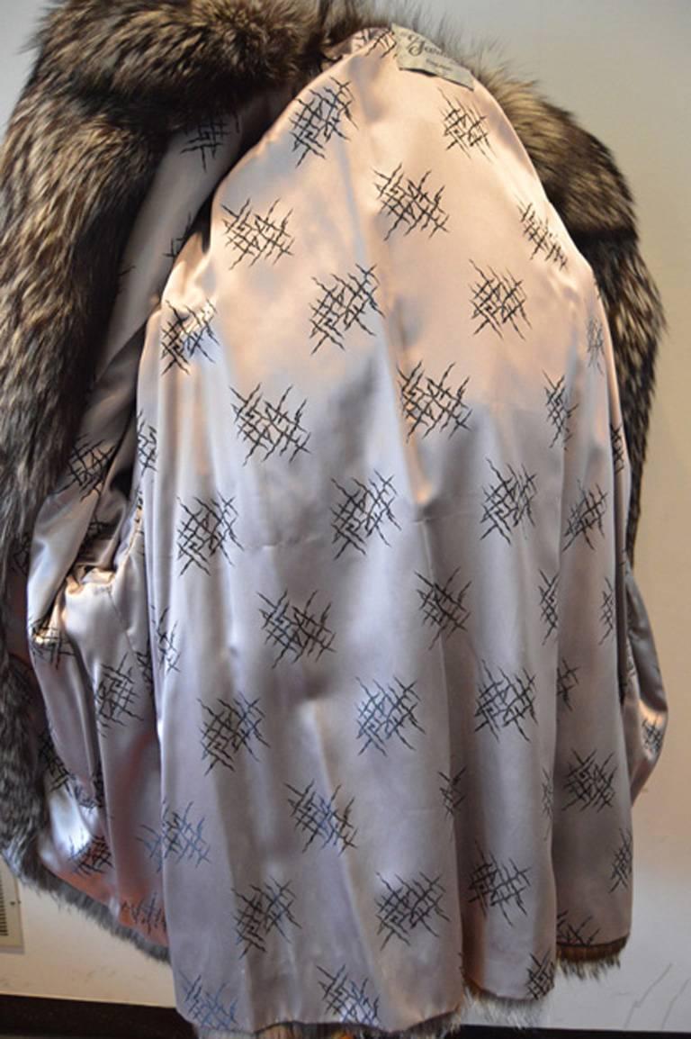 Gorgeous Silver Fox Fur Coat Womens Size Large 4