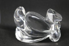 Mikal-Jon Bayanihan Modernistisches Lucite-Armband für den Laufsteg beeindruckend