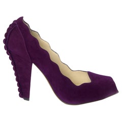 Neu Yves Saint Laurent YSL Pumps aus Wildleder mit Wellenschliff mit Absatz Gr. 37