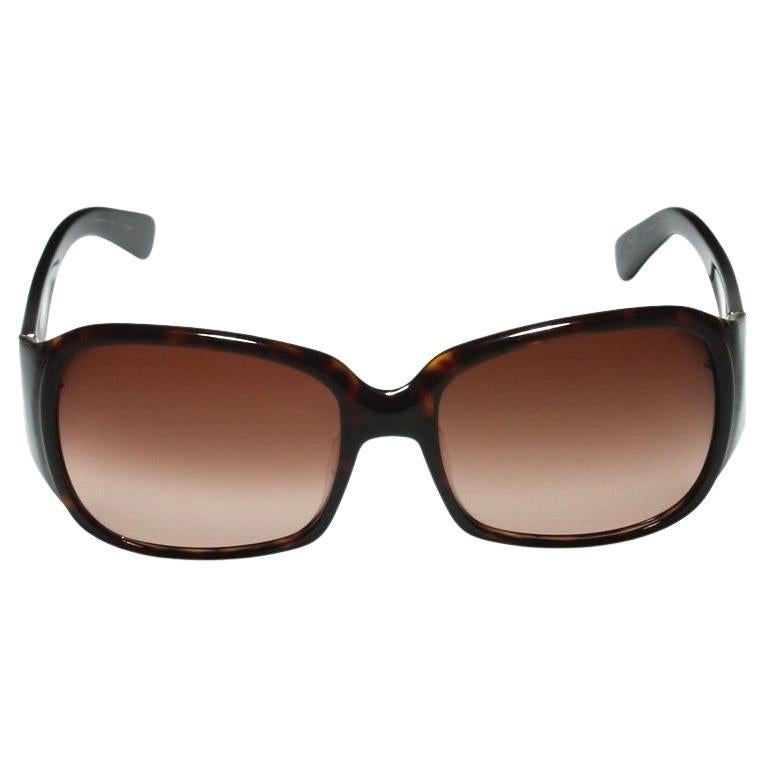 Nuevas gafas de sol Fendi Tortuga con patillas FF con estuche Negro en venta