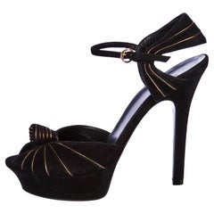 New Gucci Suede Black and Gold Ad Runway Platform Heels Pumps Fall 2007 Sz 9.5