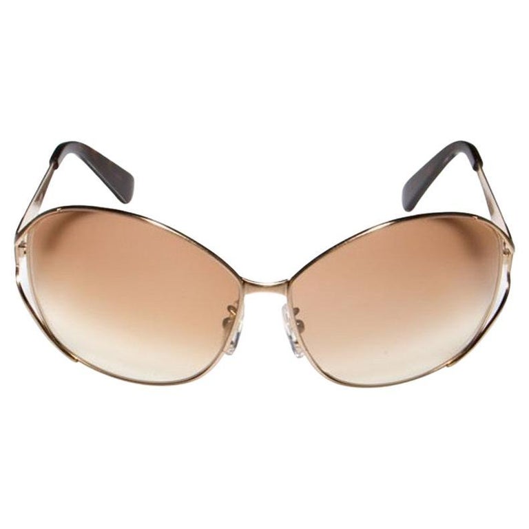 New Fendi Gold Aviator Sunglasses with Case For Sale at 1stDibs display picture 3