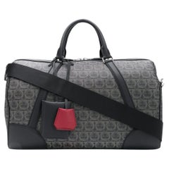 Nuovo con etichetta Salvatore Ferragamo Monogram Gancini Duffle Bag $2850
