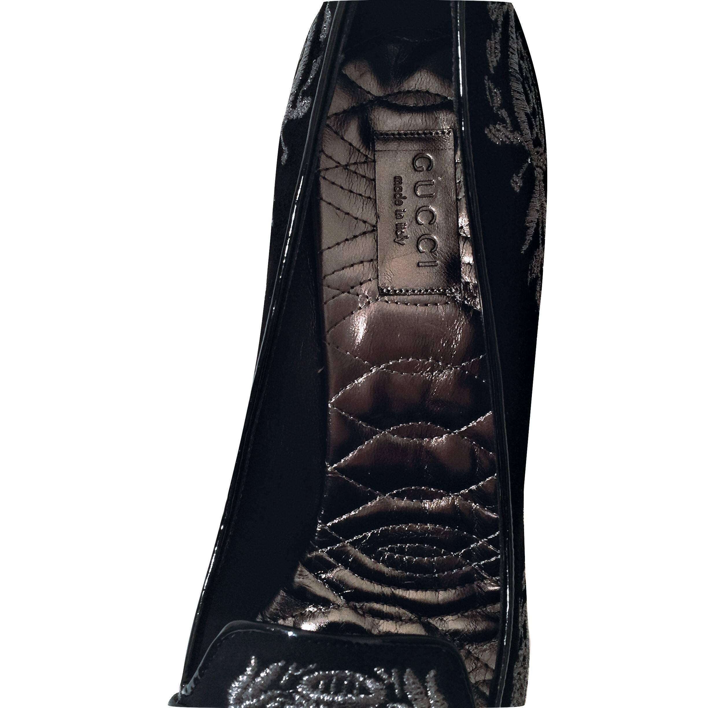 New Gucci Runway Suede Brocade Buckle Heels Sz 38.5 10