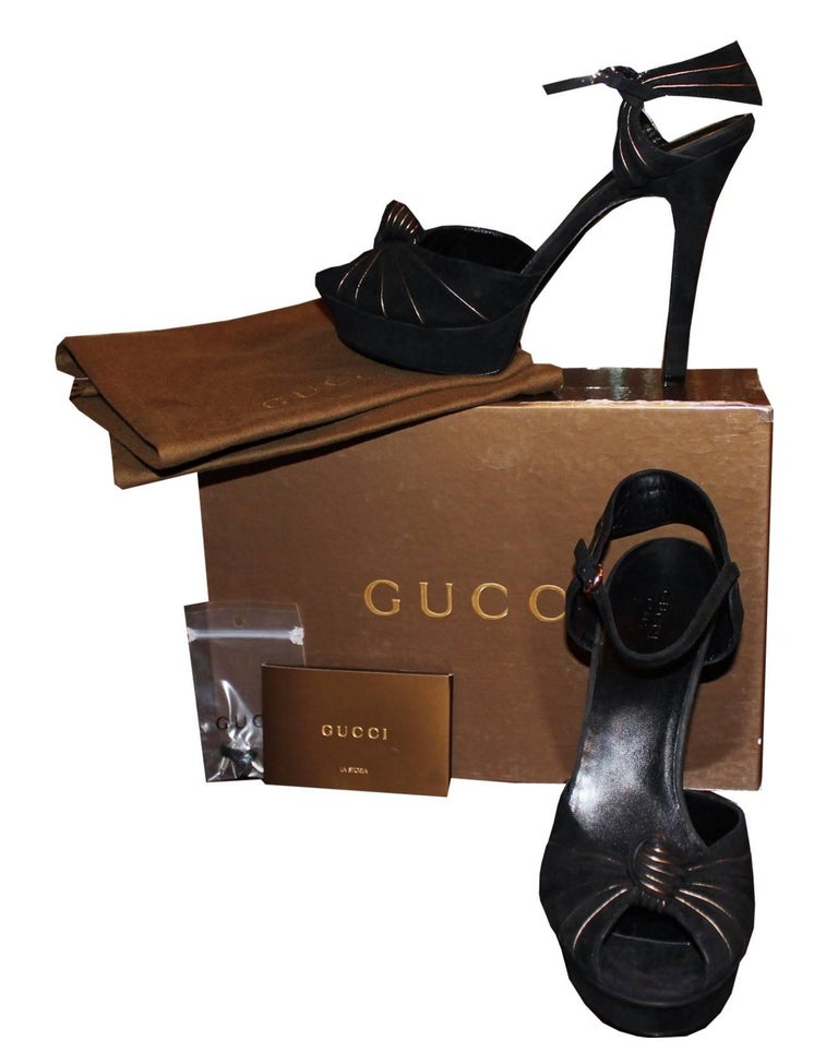 New Gucci Suede Black and Gold Ad Runway Platform Heel Rare Fall 2007 Sz 9.5 For Sale 7
