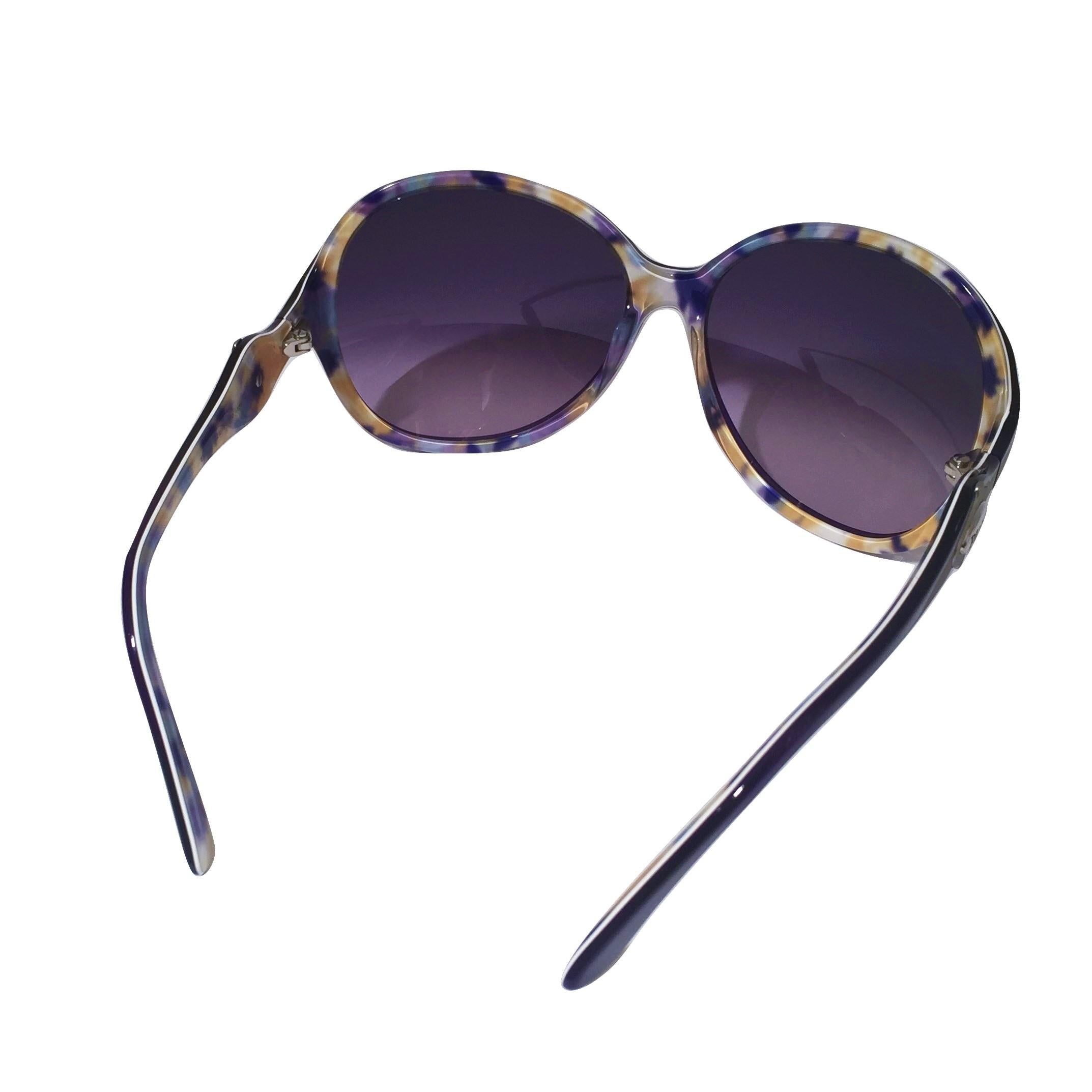 New Emilio Pucci Purple Logo Sunglasses  With Case & Box In New Condition For Sale In Leesburg, VA