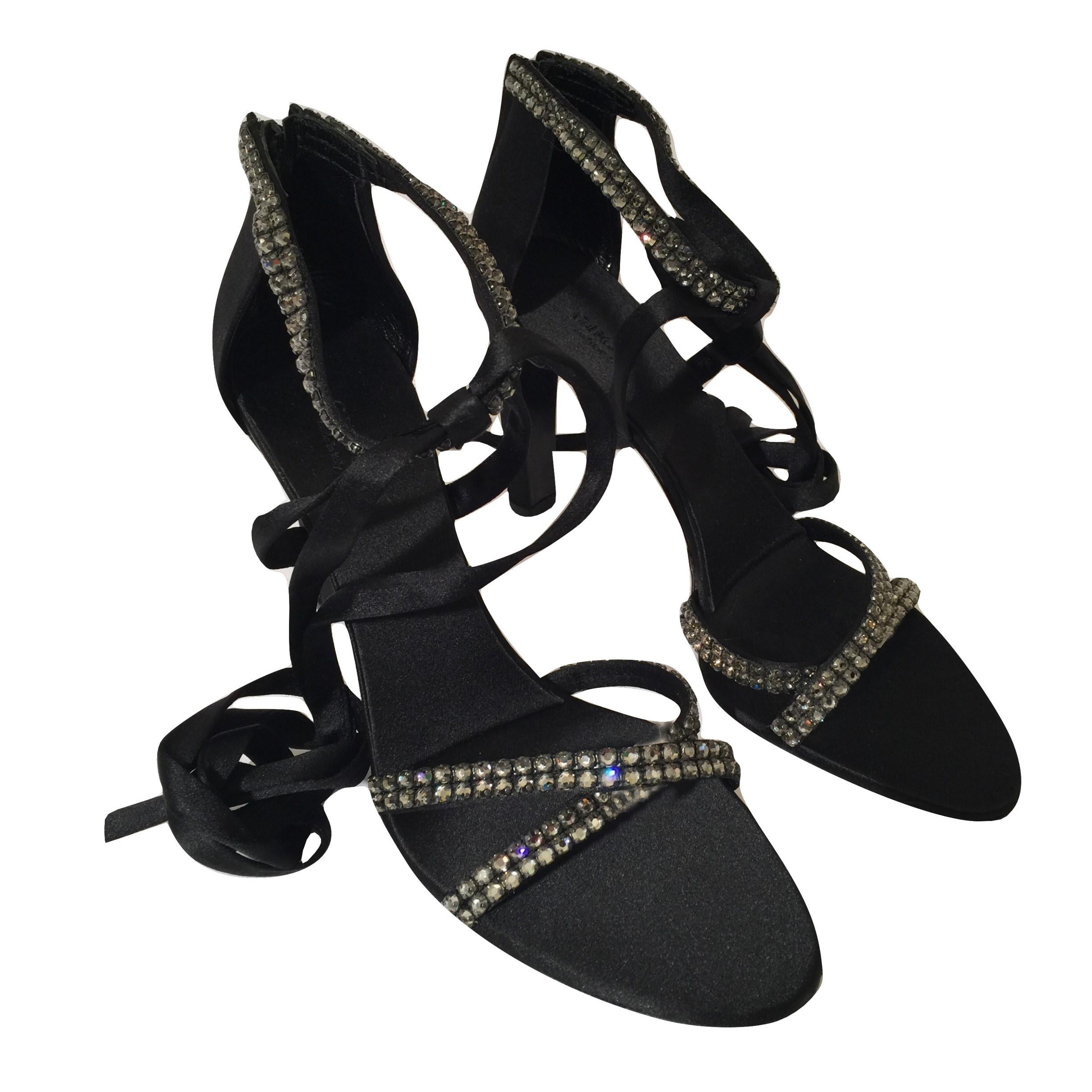  New Tom Ford for Gucci Swarovski Crystal Satin Heels Sz 8.5 Pour femmes 