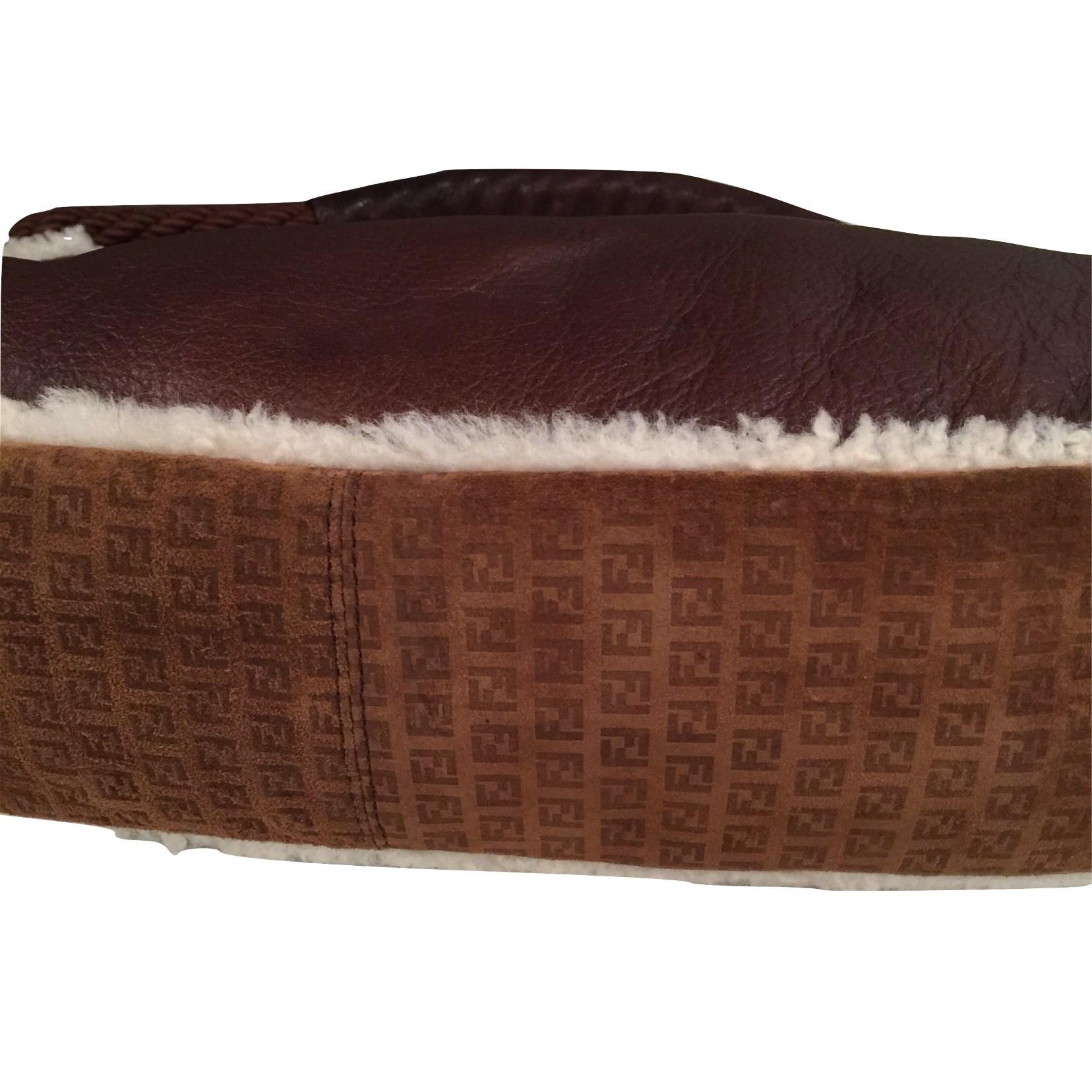 New Fendi Aspen Shearling and Suede FF Brown Hobo Tote Bag 11