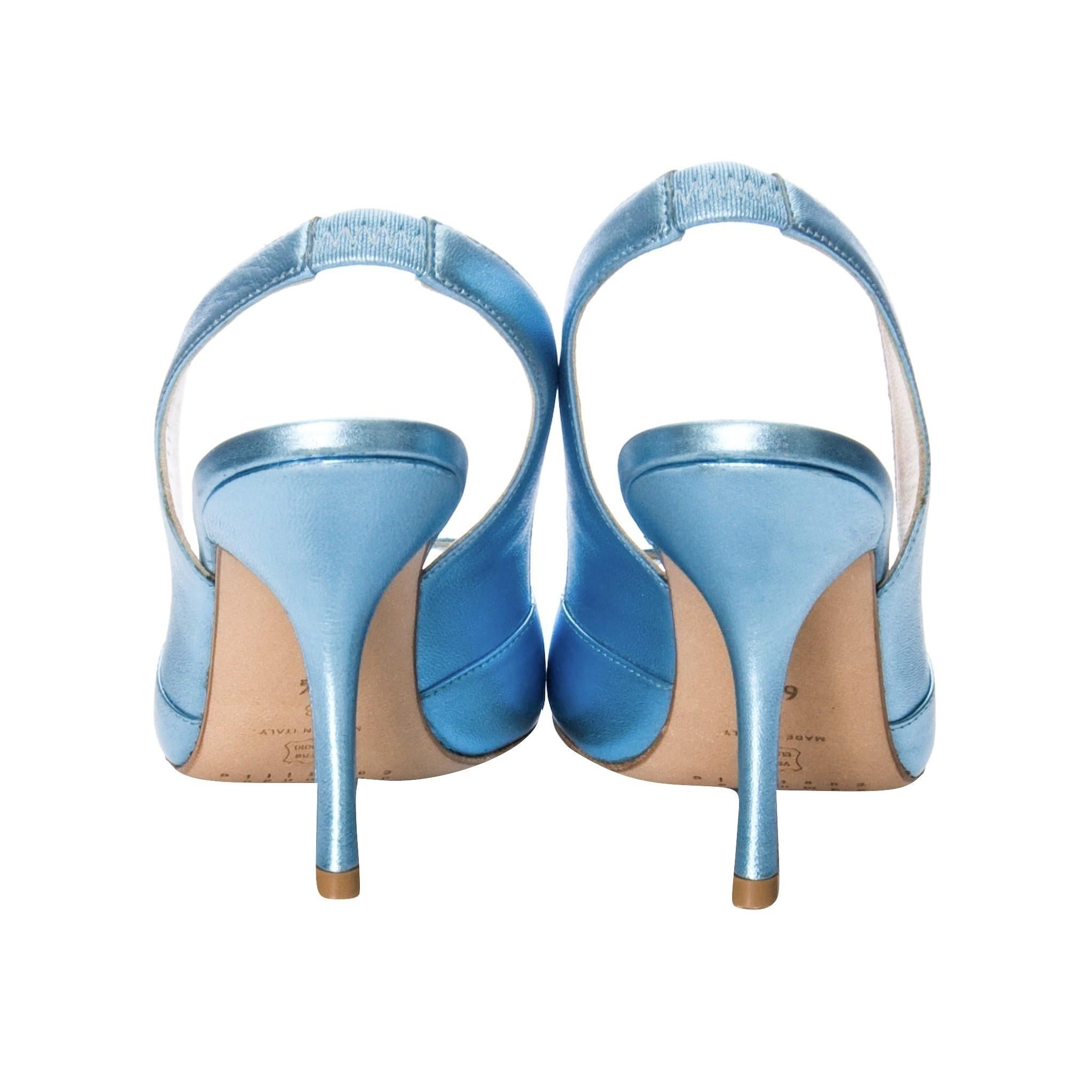 New Edmundo Castillo Blue Metallic Napa Leather Sling Heels Sz 7 In New Condition In Leesburg, VA