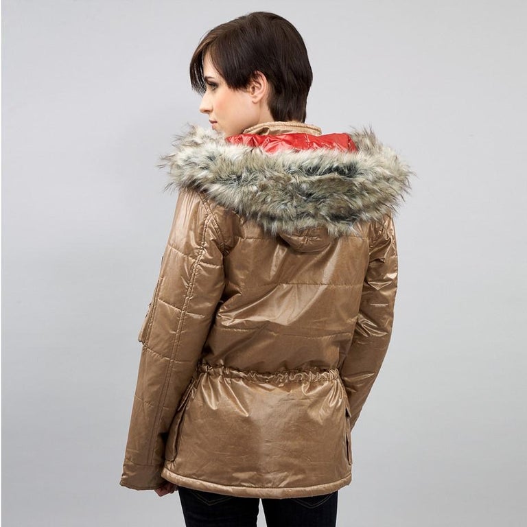 Women's New Da-Nang Detachable Hood Puffer Jacket  For Sale
