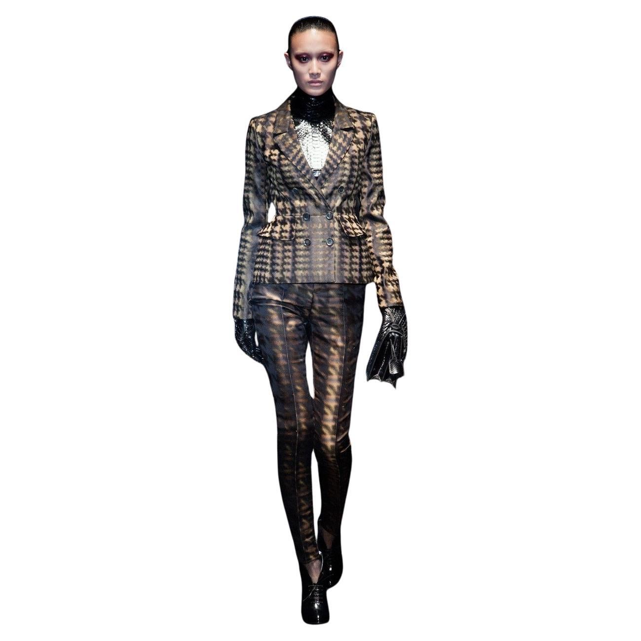 Nuovi pantaloni da collezione Gucci in seta astratta per la rivista Runway A/I 2013 Sz 40 $2275 in vendita