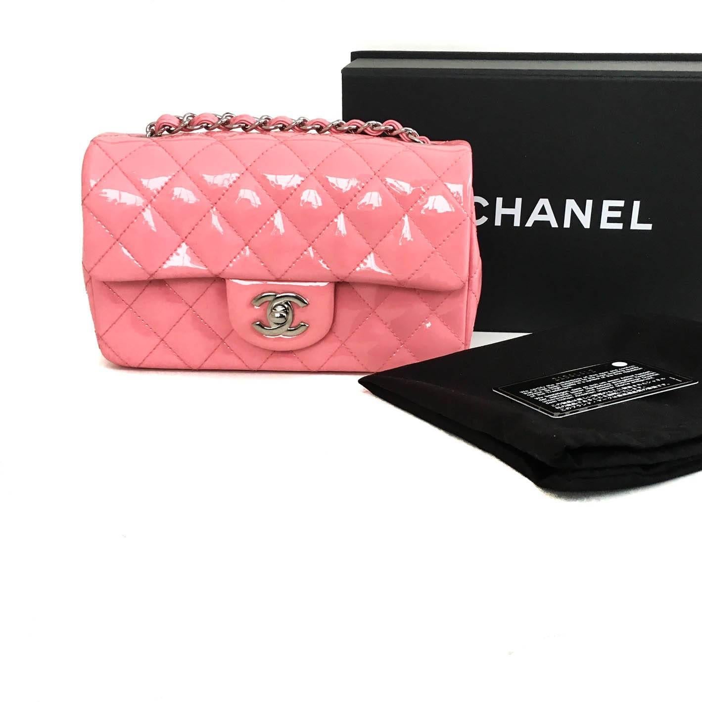 This chanel mini flap bag is such a delicious treat in an adorable bubble gum shade. Don’t underestimate a mini- this little one can handle a wallet and your phone. In true Chanel fashion, you will have some room to stash the essentials without