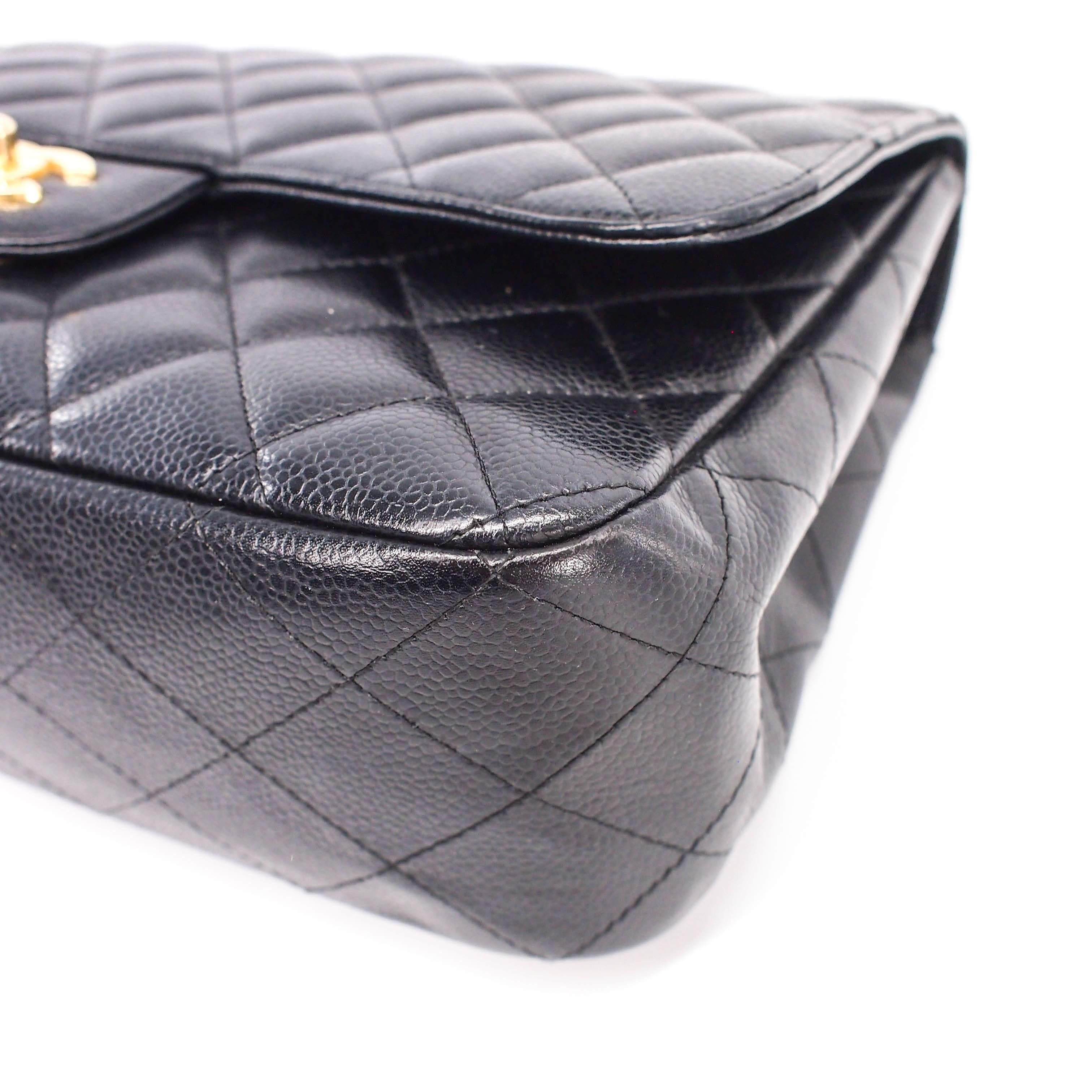 Chanel Single Flap Jumbo caviar leather black with ghw For Sale 4