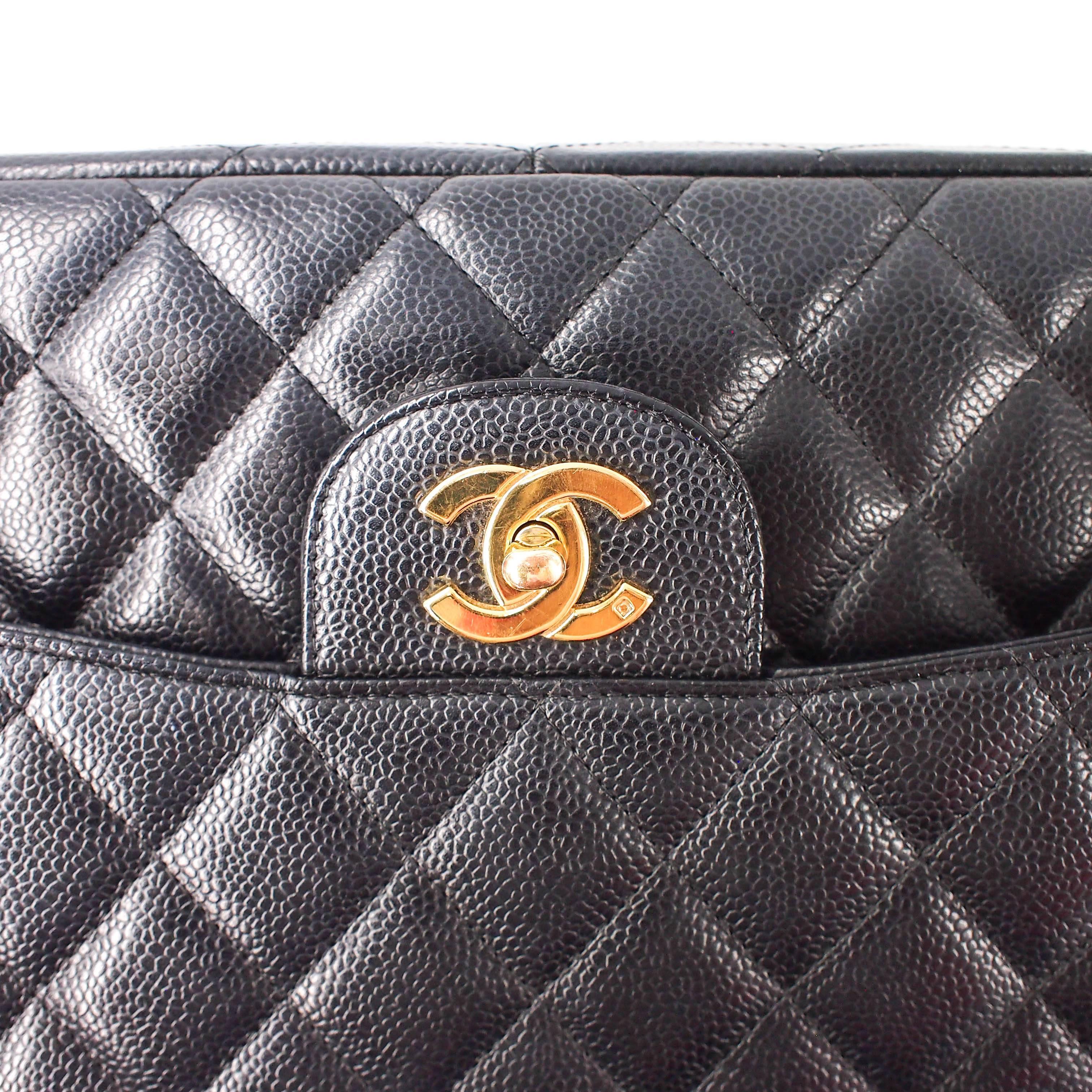Chanel Single Flap Jumbo caviar leather black with ghw For Sale 8