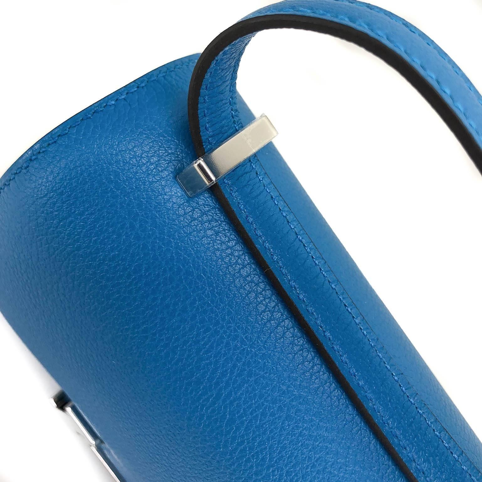 Hermes Cross body Handbag Constance 18 in Bleu Zanzibar with Palladium Hardware For Sale 1