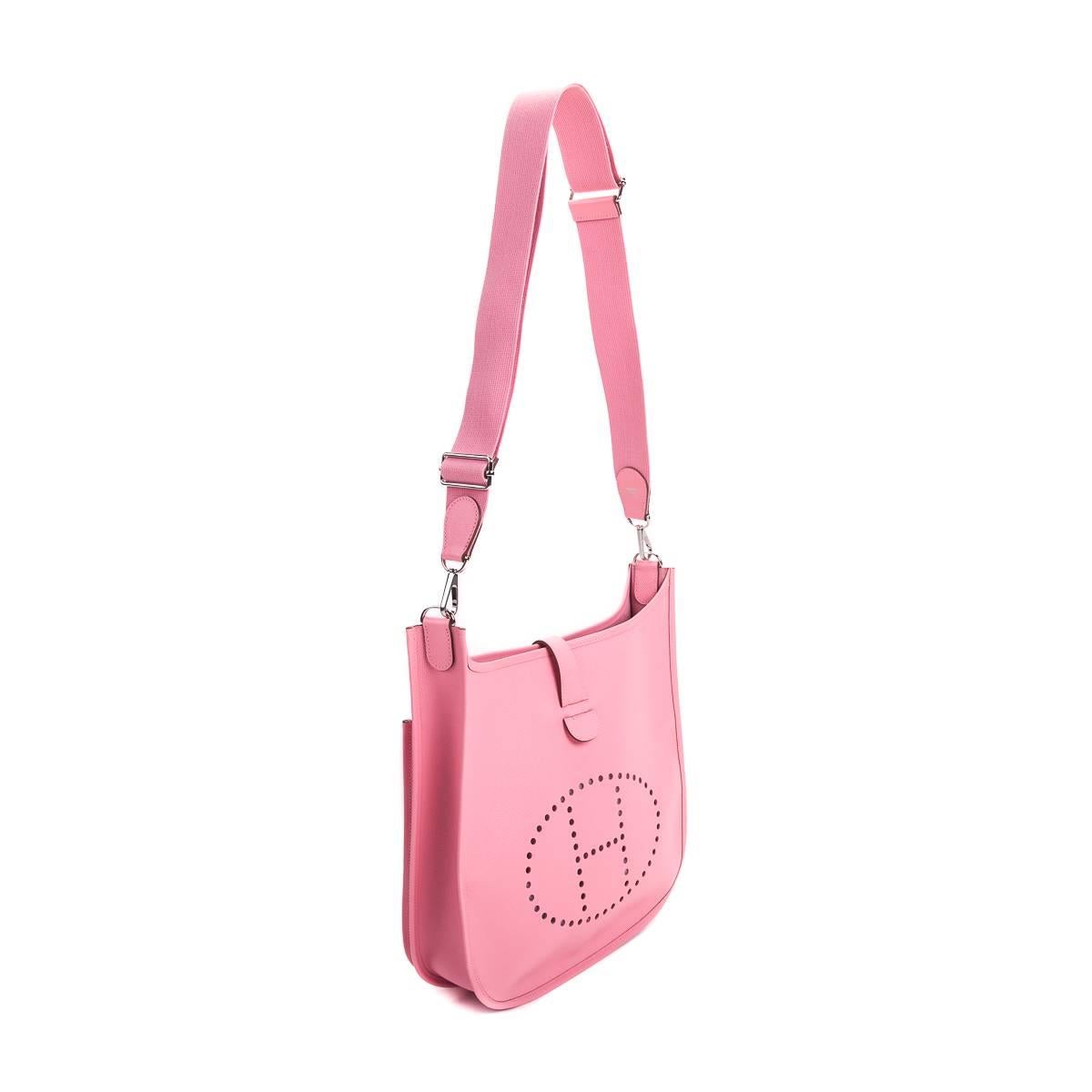 Hermes Pink Evelyne PM Shoulder Bag Epsom leather Rose Confetti   In New Condition For Sale In Toronto, Ontario